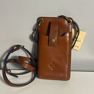 Patricia Nash Heritage Farleigh Brown Leather Phone Case Wallet Crossbody Tan